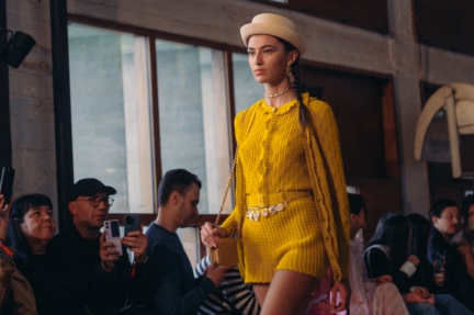chanel_cruise-2024_25-show-cite-radieuse-le-corbusier-unite-dhabitation-marseille-flc-adagp-paris-2024-92-hd