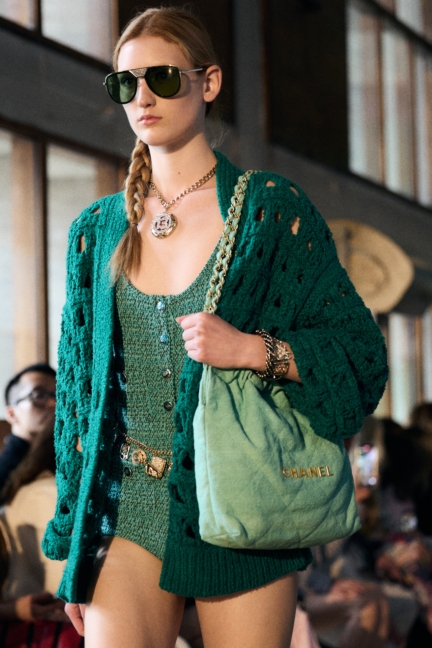 chanel_cruise-2024_25-show-cite-radieuse-le-corbusier-unite-dhabitation-marseille-flc-adagp-paris-2024-97-hd