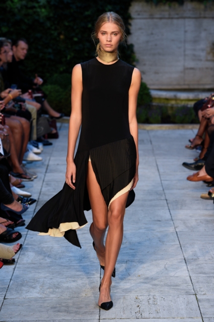 bruuns-bazaar-copenhagen-fashion-week-spring-summer-2016-33