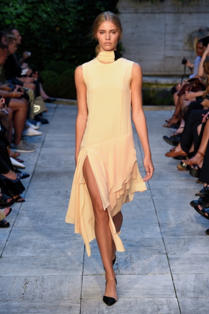 bruuns-bazaar-copenhagen-fashion-week-spring-summer-2016-8