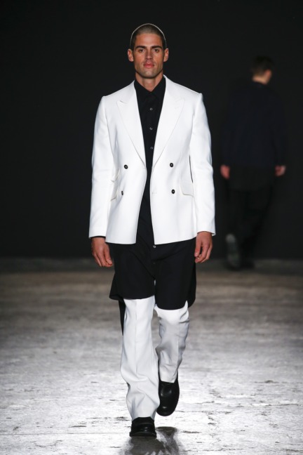 ports-1961-couture-ss-16-48