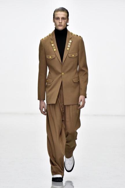 sean-suen-paris-men-aw-16-14