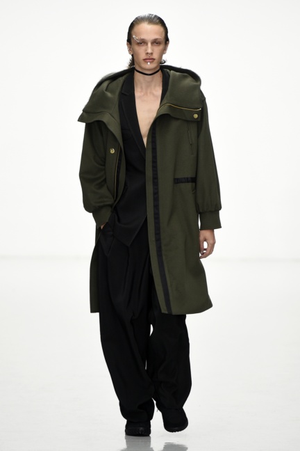 sean-suen-paris-men-aw-16-6