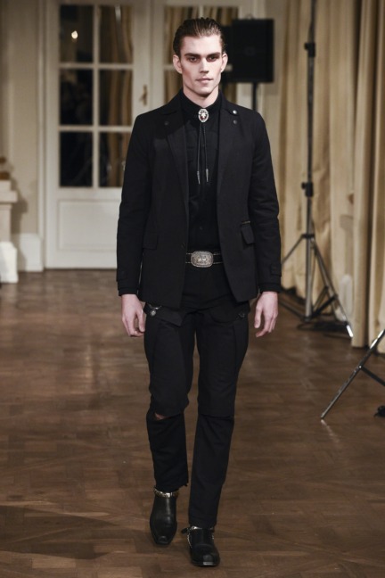 asger-juel-larsen-copenhagenfashion-week-aw-16-10