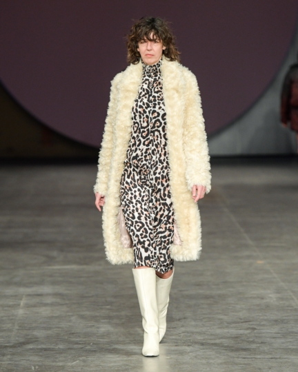 baum_und_pferdgarten_aw20_017