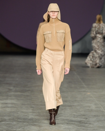 baum_und_pferdgarten_aw20_019