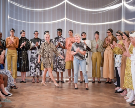 baum_und_pferdgarten_036