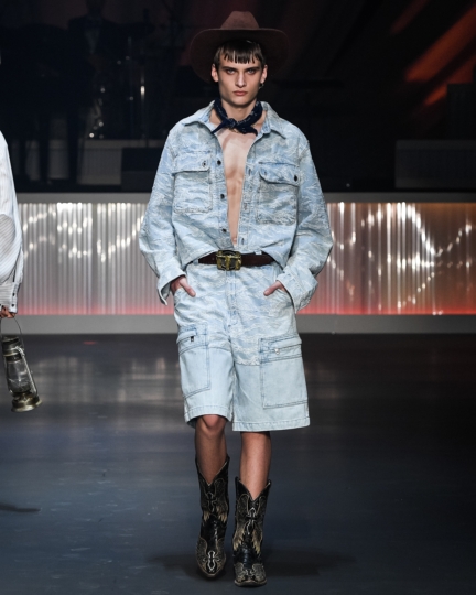 booztwetwildwest_-23