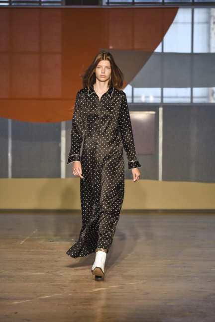 ganni_ss18_show_107