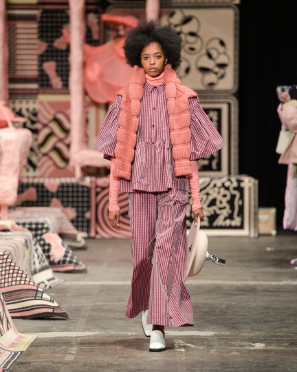 henrik_vibskov_aw20_004