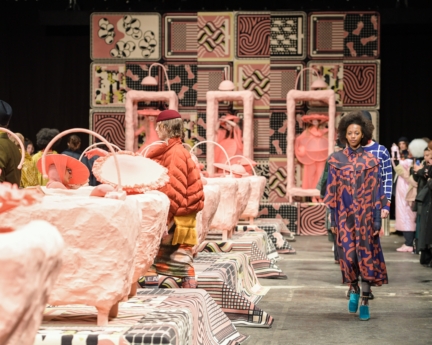 henrik_vibskov_aw20_048