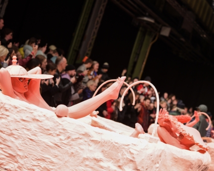 henrik_vibskov_aw20_049