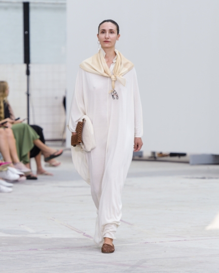 mark_kenly_domino_tan_005