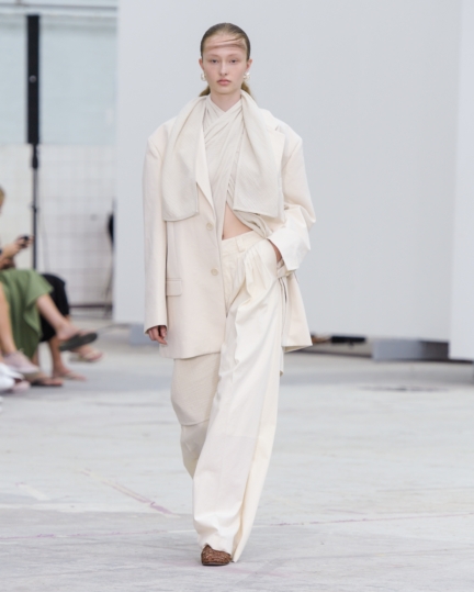 mark_kenly_domino_tan_009