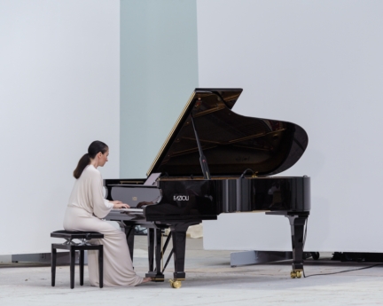 mark_kenly_domino_tan_031