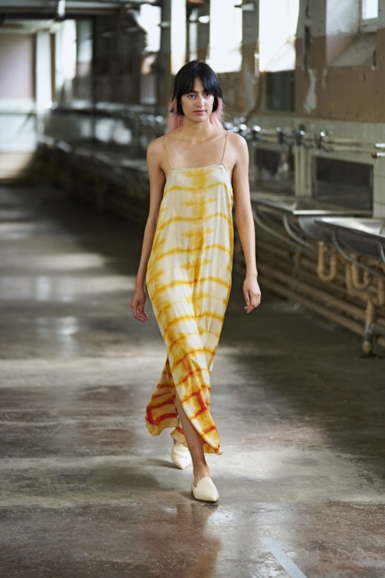 look_16_rabens_saloner