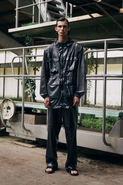 200617_rains_show_ss21_runway_903