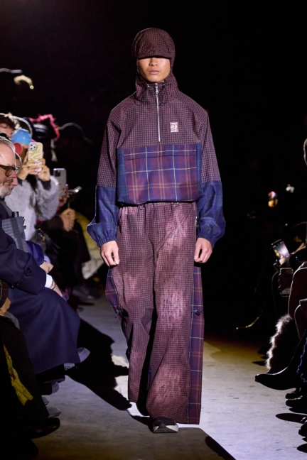 aw25-copenhagen-fashion-week-rolf-ekroth-runway-2x3-james-cochrane-2