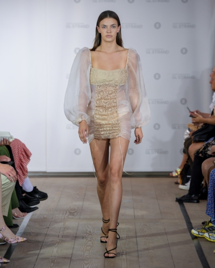 scandinavian-academy-fashion_017
