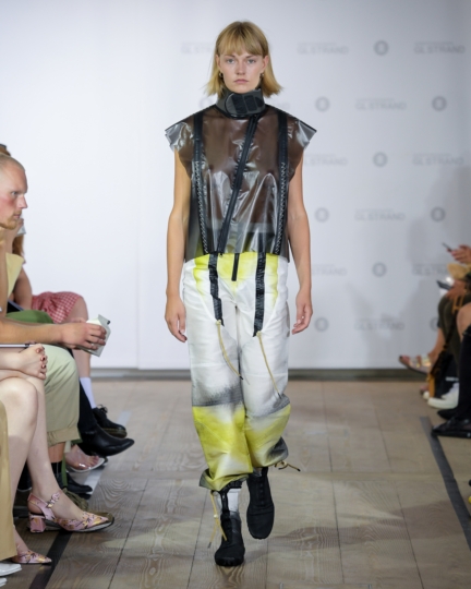 scandinavian-academy-fashion_059