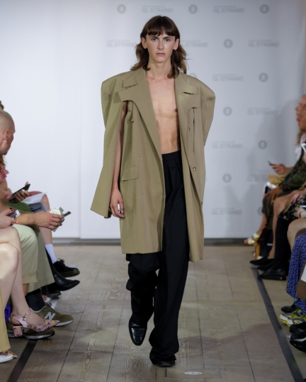 scandinavian-academy-fashion_070
