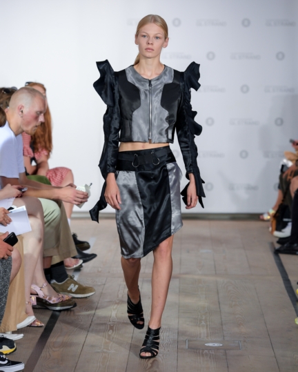 scandinavian-academy-fashion_076