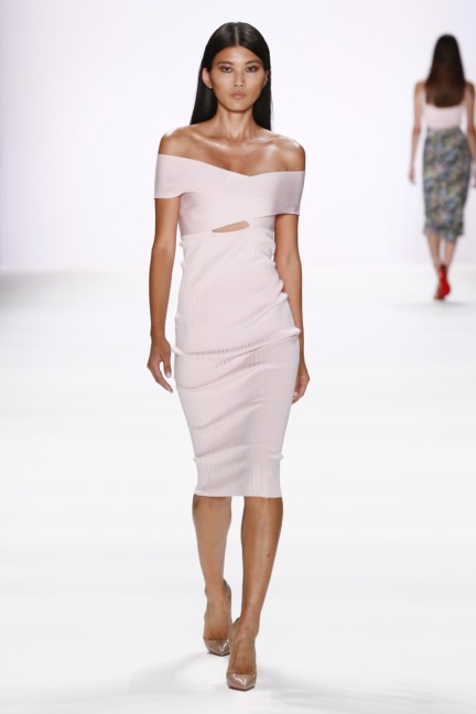 ss-2017_fashion-week-berlin_de_0011_cushnie-et-ochs_66981