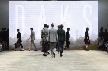 daks-milan-mens-ss-17-31