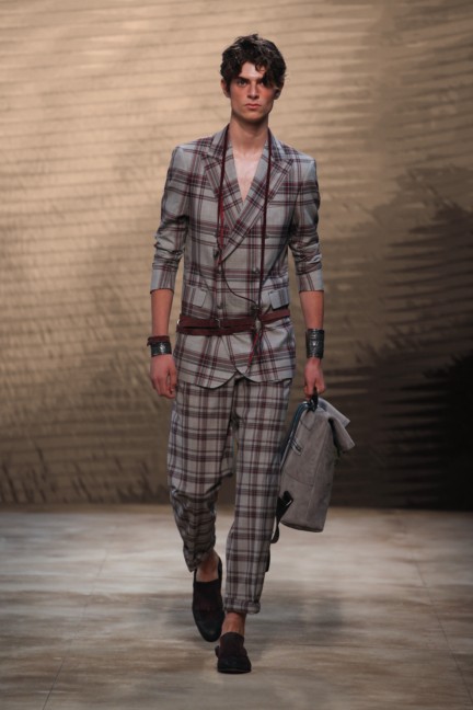 daks-milan-mens-ss-17-11