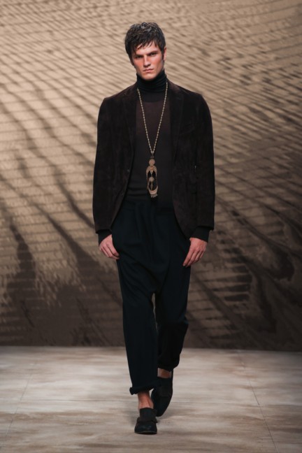 daks-milan-mens-ss-17-12