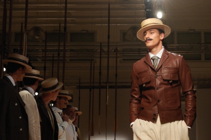 daks-milan-mens-ss-18-atmosphere-11