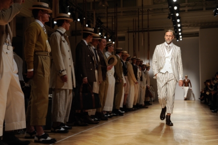 daks-milan-mens-ss-18-atmosphere-22