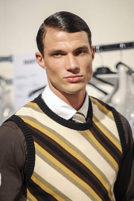 daks-milan-mens-ss-18-backstage-20