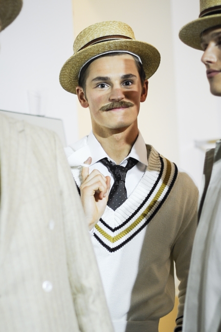 daks-milan-mens-ss-18-backstage-22