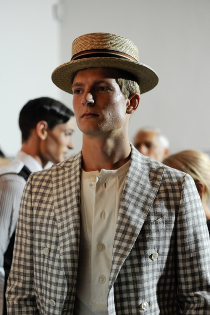 daks-milan-mens-ss-18-backstage-27