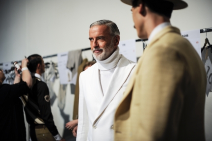 daks-milan-mens-ss-18-backstage-31