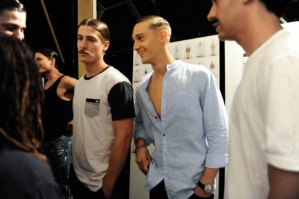 daks-milan-mens-ss-18-backstage-46