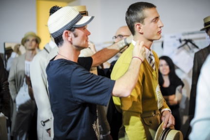 daks-milan-mens-ss-18-backstage-48