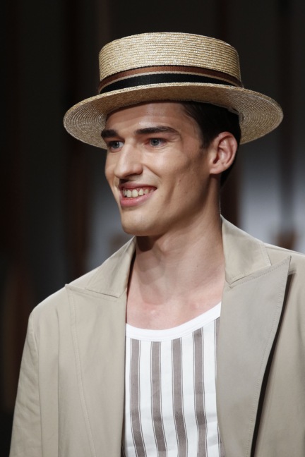 daks-milan-mens-ss-18-details-1