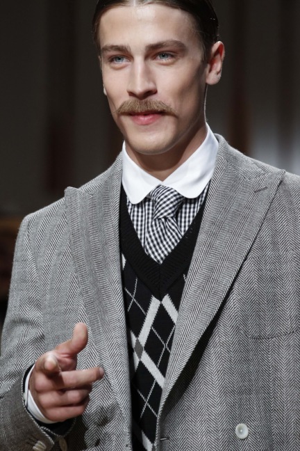 daks-milan-mens-ss-18-details-75