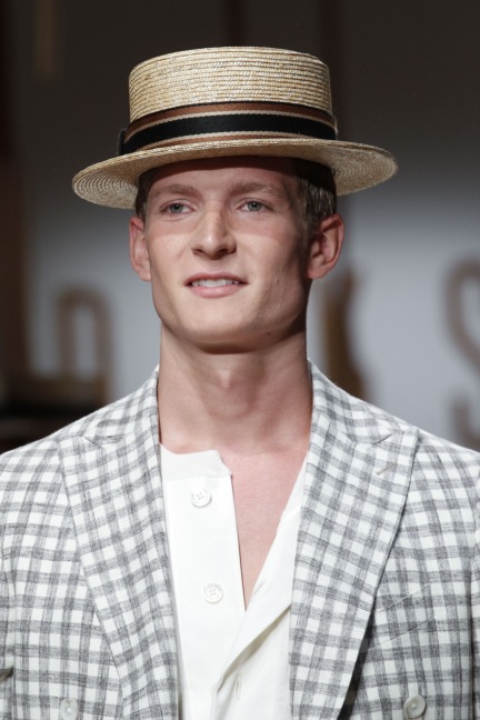 daks-milan-mens-ss-18-details-99