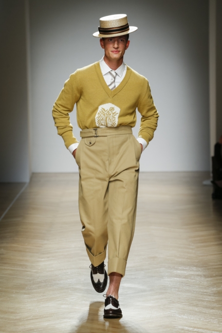 daks-milan-mens-ss-18-runway-2