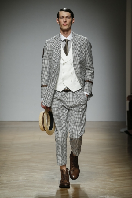 daks-milan-mens-ss-18-runway-31