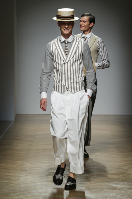 daks-milan-mens-ss-18-runway-34