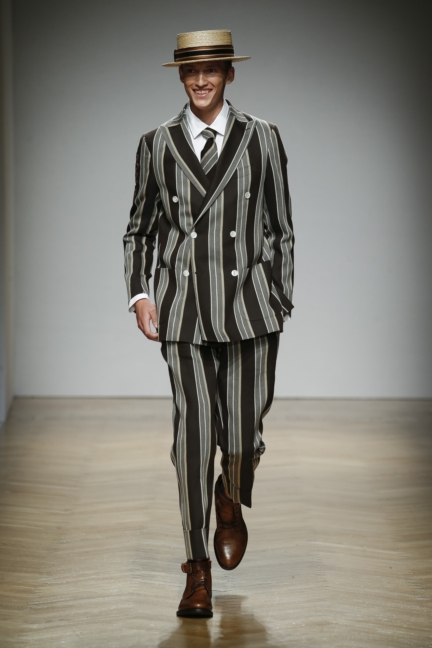 daks-milan-mens-ss-18-runway-40