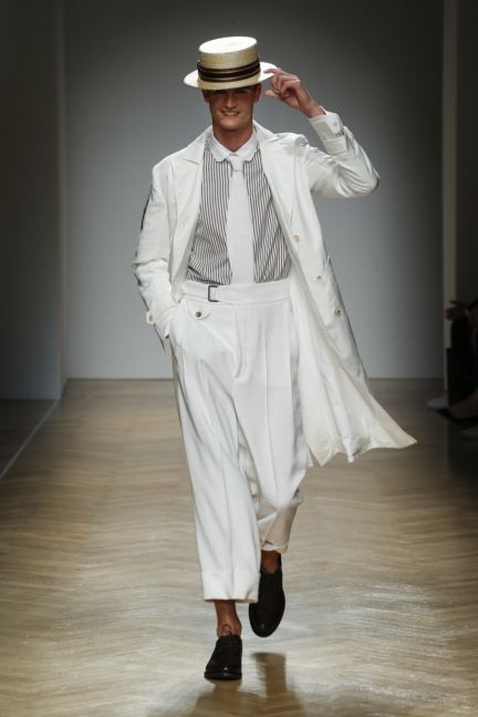daks-milan-mens-ss-18-runway-41