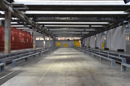 diesel-black-gold-milan-mens-ss-18-atmosphere-1