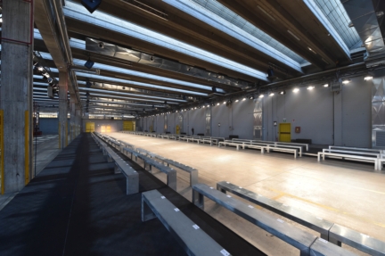 diesel-black-gold-milan-mens-ss-18-atmosphere-13