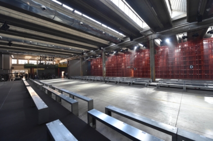 diesel-black-gold-milan-mens-ss-18-atmosphere-5