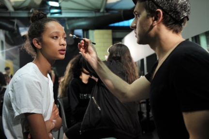 diesel-black-gold-milan-mens-ss-18-backstage-1